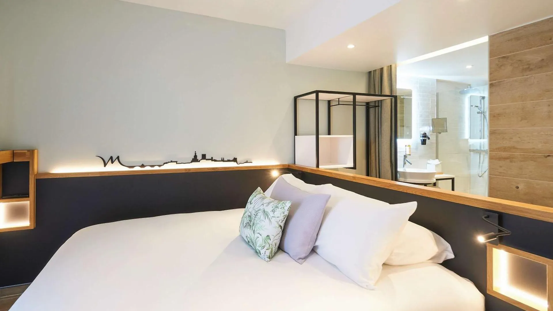 Hotel Mercure Avignon Gare Tgv